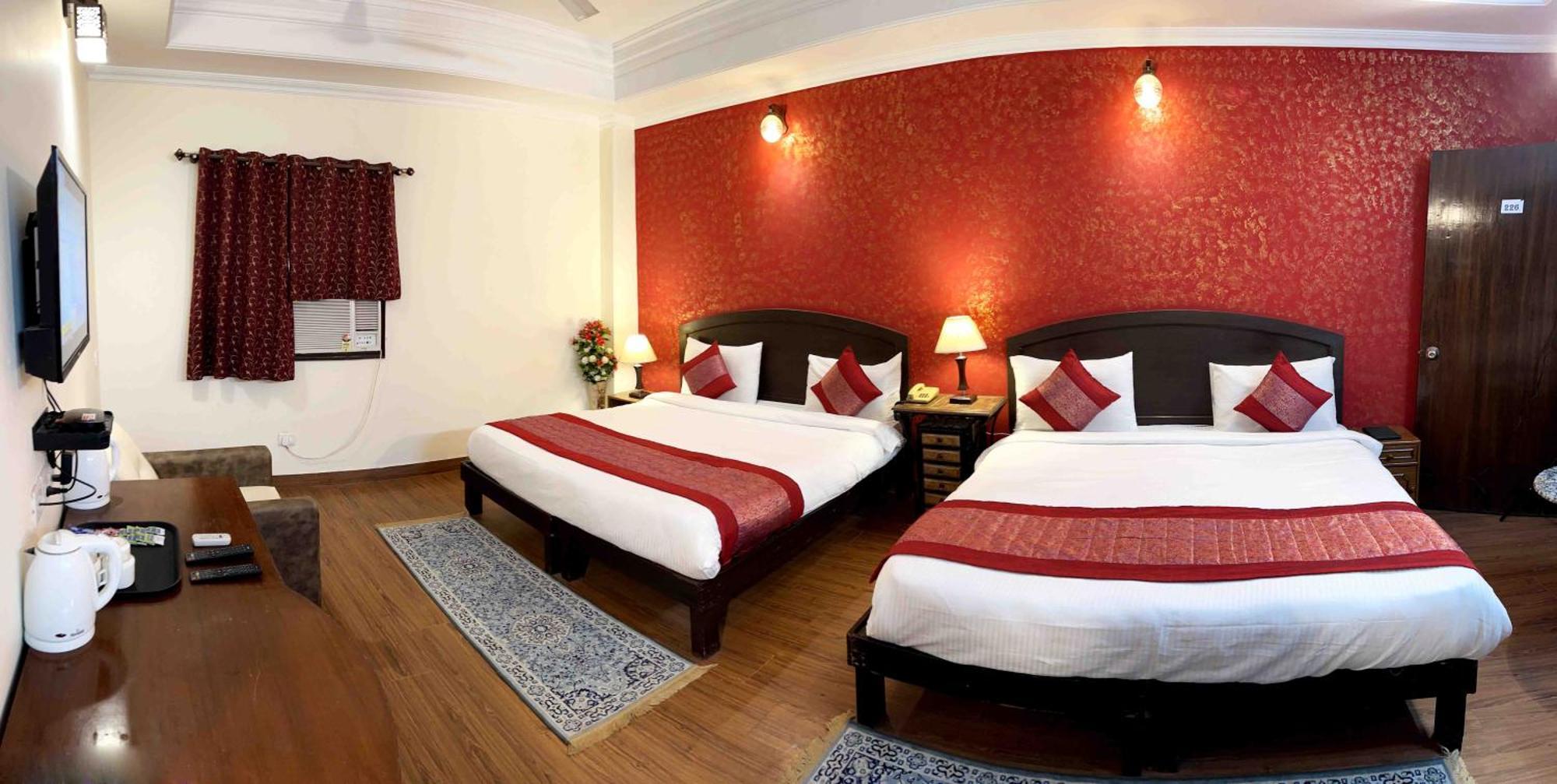 ניו דלהי Airport Hotel The Grand Shoba מראה חיצוני תמונה