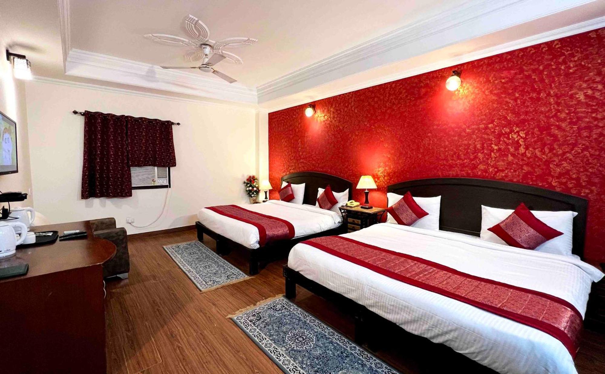 ניו דלהי Airport Hotel The Grand Shoba מראה חיצוני תמונה